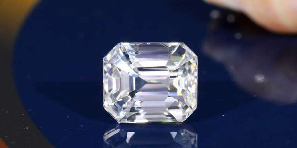 White Sapphire: The Dazzling Alternative to Diamond