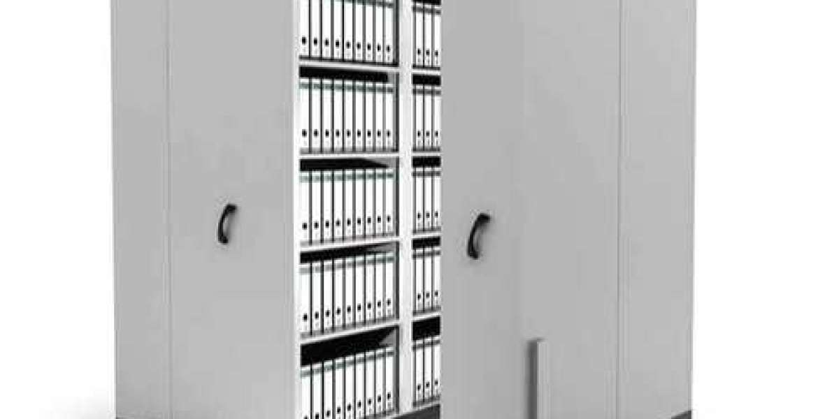 Maximizing Space Efficiency: How Office Lockers & Compactors Improve Workplace ProductivityMaximizing Space Efficien