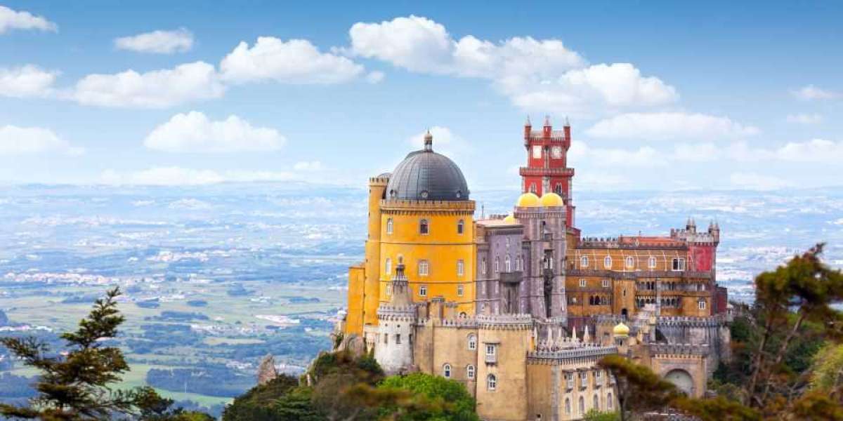 Avoiding Crowds: Best Times to Purchase Pena Palace Tickets