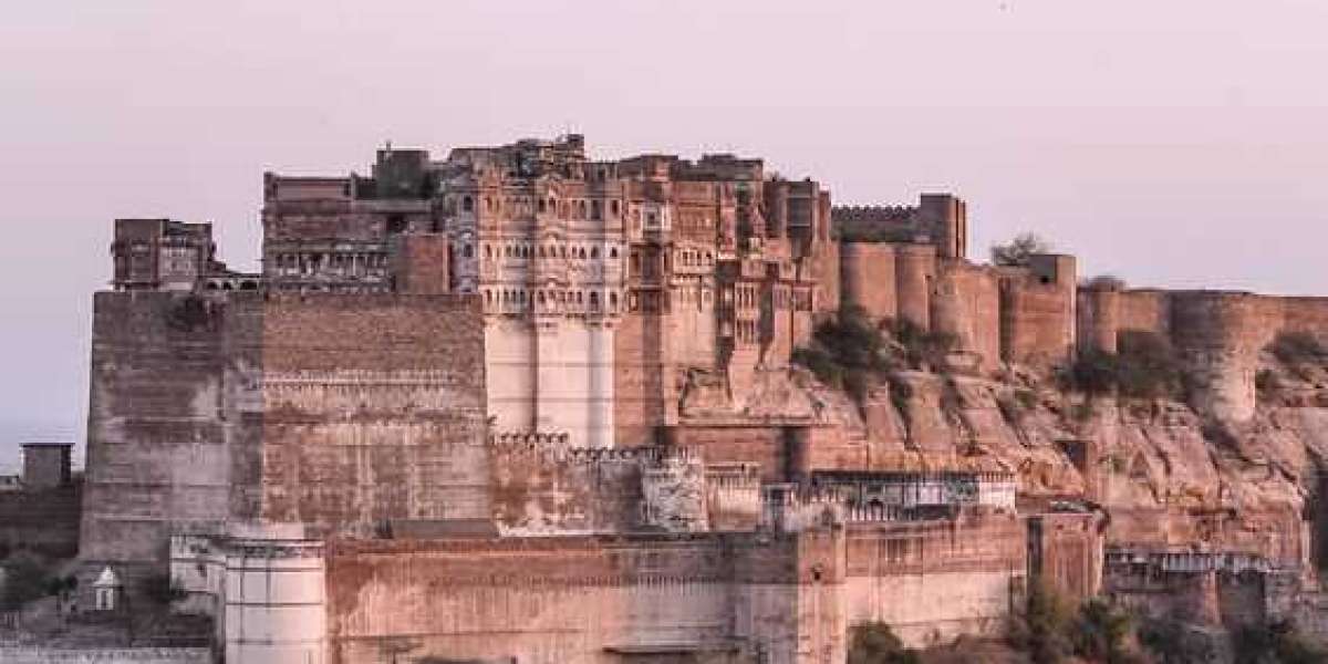 Magnificent Mehrangarh: A Tour with a Guide and the Best Cab Service